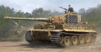 09539 1/35 Pz.Kpfw.VI Ausf.E Sd.Kfz.181 Tiger I (Medium Production) w/ Zimmerit 