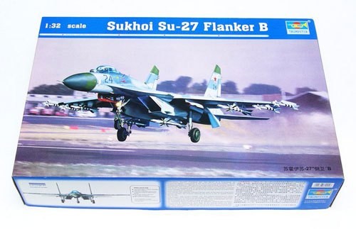 02224 1/32 Советский истребитель Су-27 (НАТО - Flanker B) 