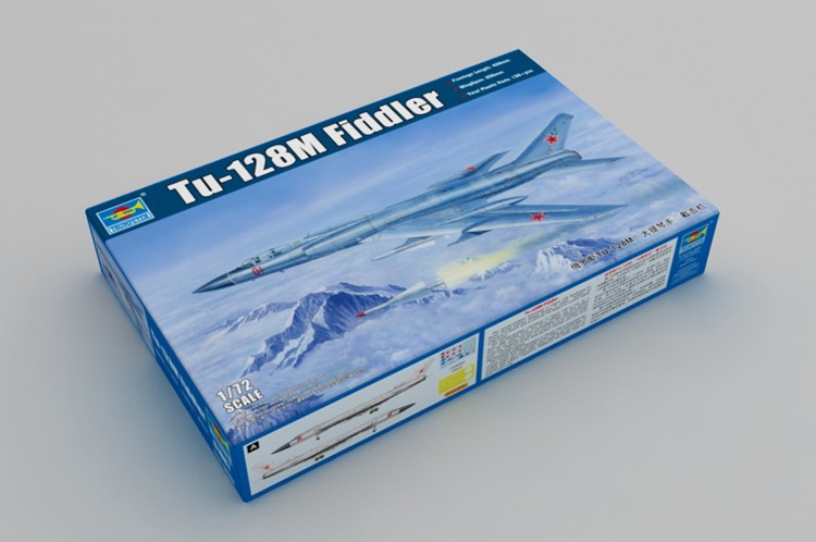 01687 1/72 Tu-128M Fiddler