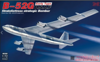 UA72207 1/72 B-52G Early Type U.S.A.F Stratofortress Strategic Bomber Broken Arrow 1966, with B-28 Nuclear Bomb