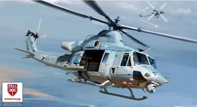 Academy 12138 1/35 UH-1Y
