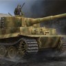 09540 1/35 Немецкий тяжелый танк Tiger 1 - поздняя версия (с циммеритом)